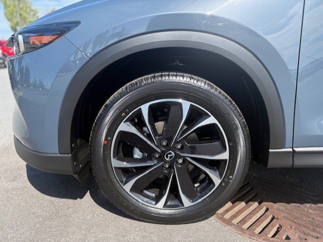 2025 Mazda CX-5 GS GROUPE CONFORT in Boucherville, Quebec - 9 - w1024h768px