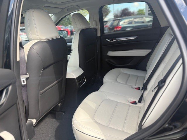 2025 Mazda CX-5 GT in Boucherville, Quebec - 11 - w1024h768px