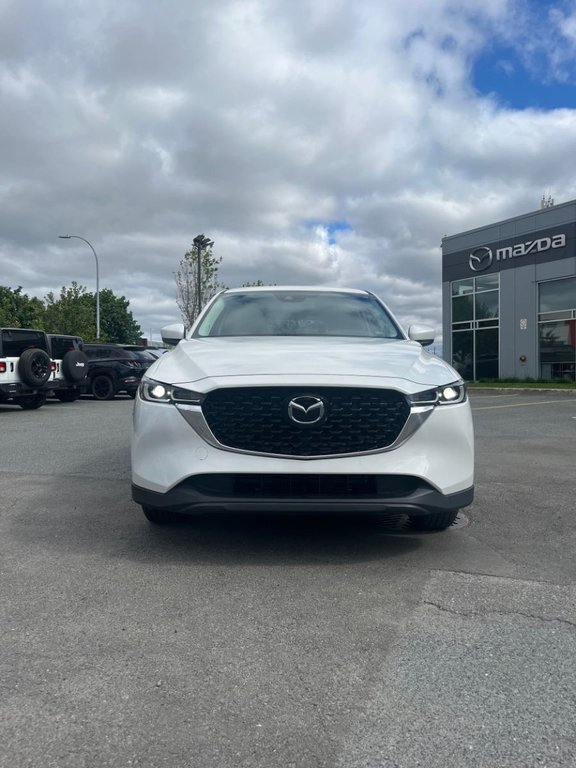 2025 Mazda CX-5 GS AWD DEMO in Boucherville, Quebec - 2 - w1024h768px