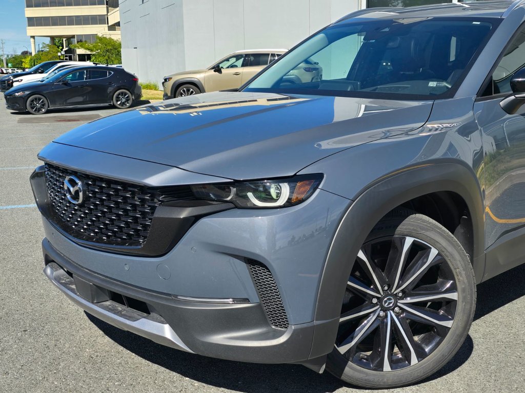 2023 Mazda CX-50 GT-TURBO, CUIR, TOIT, NAV in Boucherville, Quebec - 5 - w1024h768px