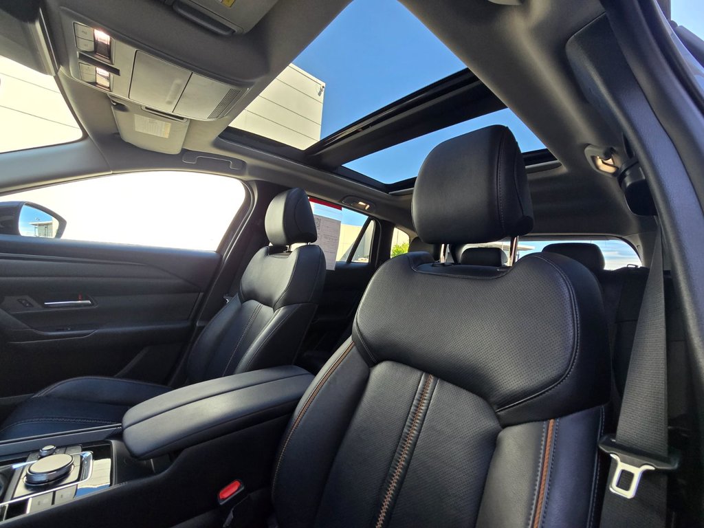 2023 Mazda CX-50 GT-TURBO, CUIR, TOIT, NAV in Boucherville, Quebec - 30 - w1024h768px
