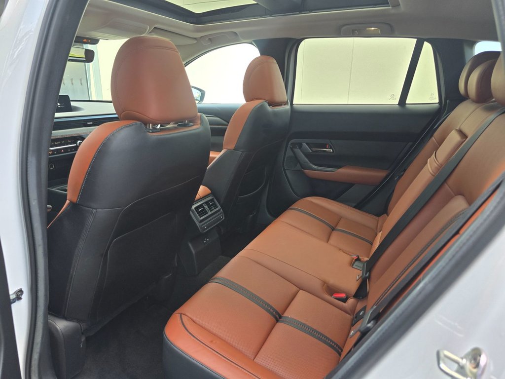 2023 Mazda CX-50 GT CUIR TOIT AWD 1 PROPRIO in Boucherville, Quebec - 50 - w1024h768px