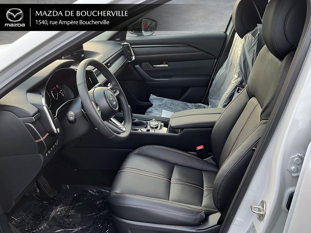 2024 Mazda CX-50 GT Turbo in Boucherville, Quebec - 9 - w1024h768px
