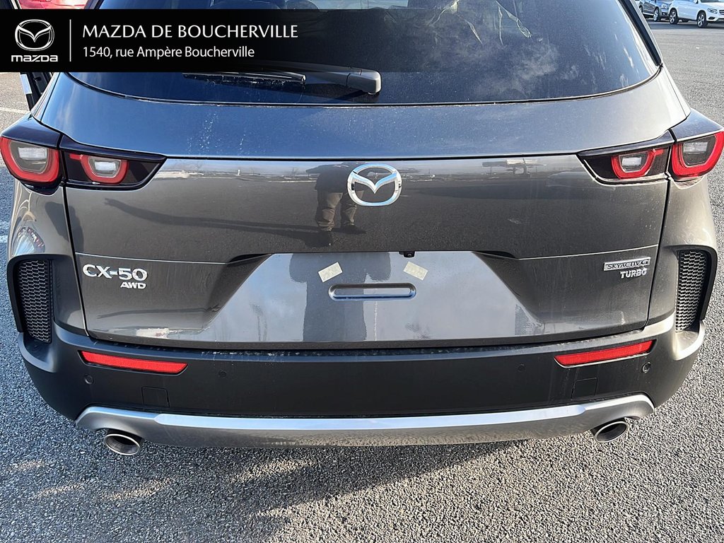 2024 Mazda CX-50 GT Turbo in Boucherville, Quebec - 15 - w1024h768px