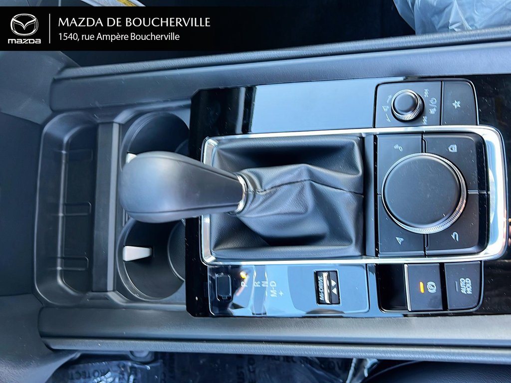 2024 Mazda CX-50 GT Turbo in Boucherville, Quebec - 14 - w1024h768px
