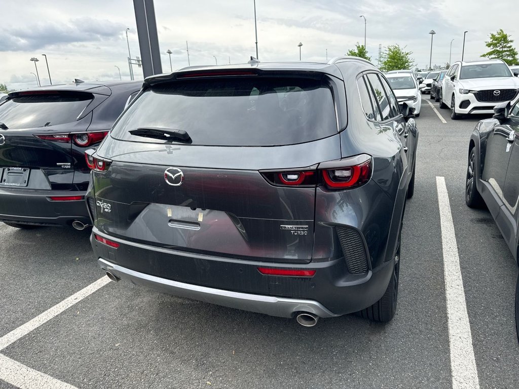 2024 Mazda CX-50 GT Turbo in Boucherville, Quebec - 3 - w1024h768px