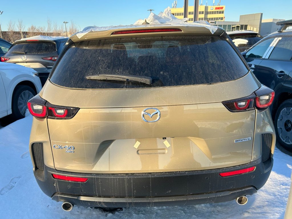 2025 Mazda CX-50 GT in Boucherville, Quebec - 3 - w1024h768px