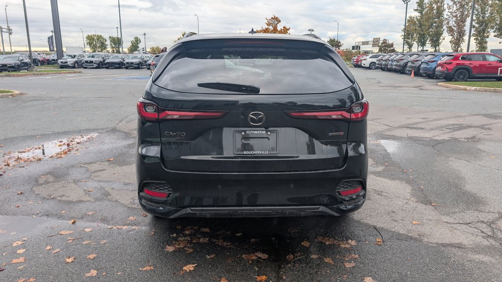 2026 Mazda CX-70 MHEV Signature in Boucherville, Quebec - 11 - w1024h768px