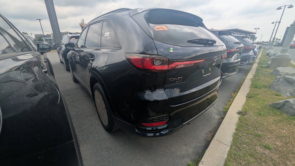 2026 Mazda CX-70 Mild Hybrid GT in Boucherville, Quebec - 3 - w1024h768px