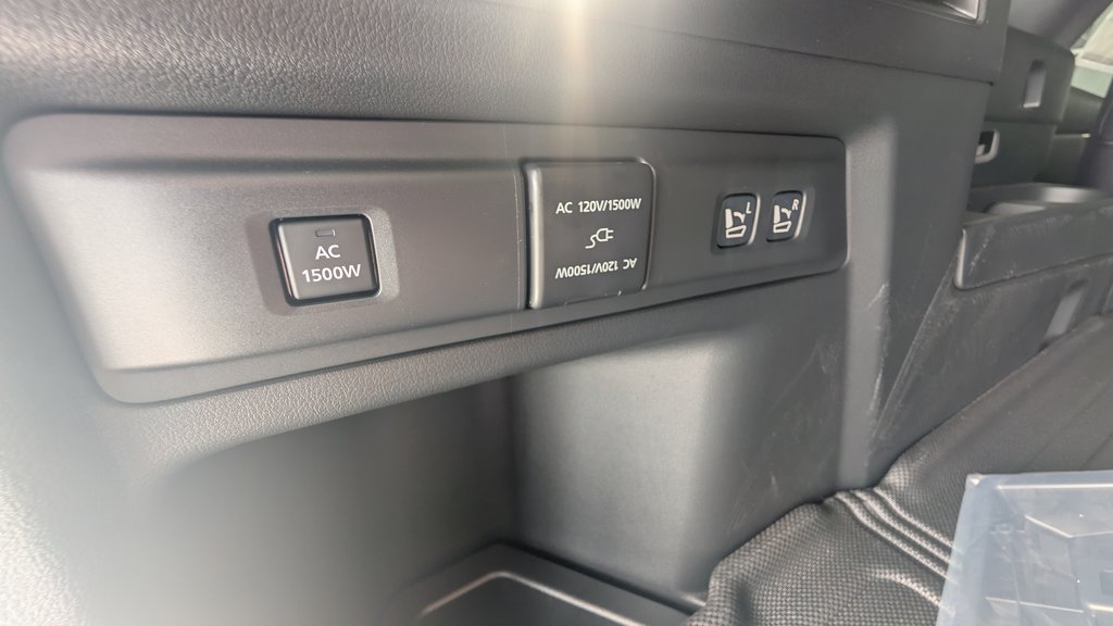 2026 Mazda CX-70 PHEV GT in Boucherville, Quebec - 5 - w1024h768px