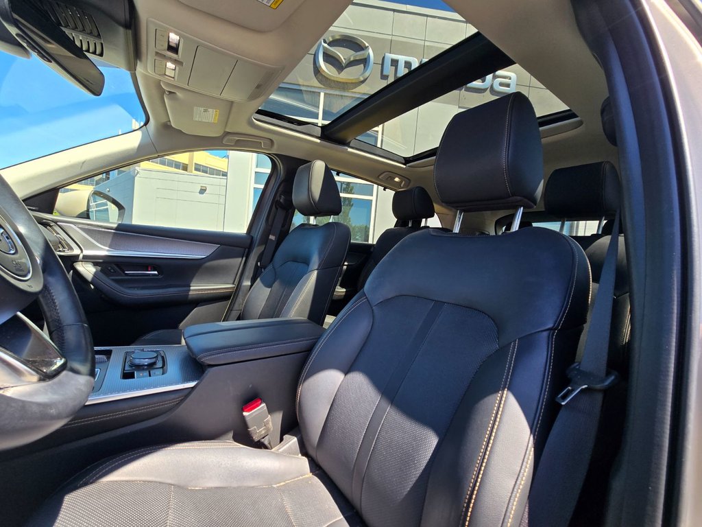 Mazda CX-90 MHEV GT AWD NAV CUIR TOIT PANO 2024 à Boucherville, Québec - 13 - w1024h768px