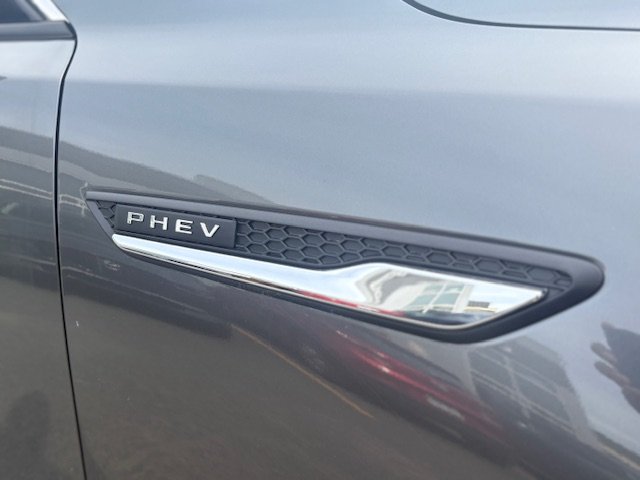 2025 Mazda CX-90 PHEV GT in Boucherville, Quebec - 9 - w1024h768px