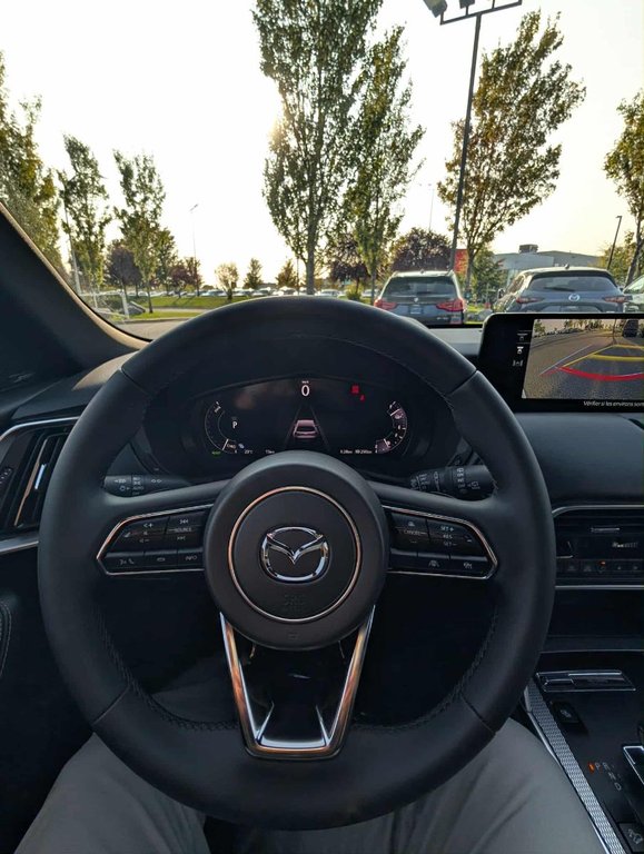 Mazda CX-90 PHEV GT PHEV DEMO 2025 à Boucherville, Québec - 2 - w1024h768px