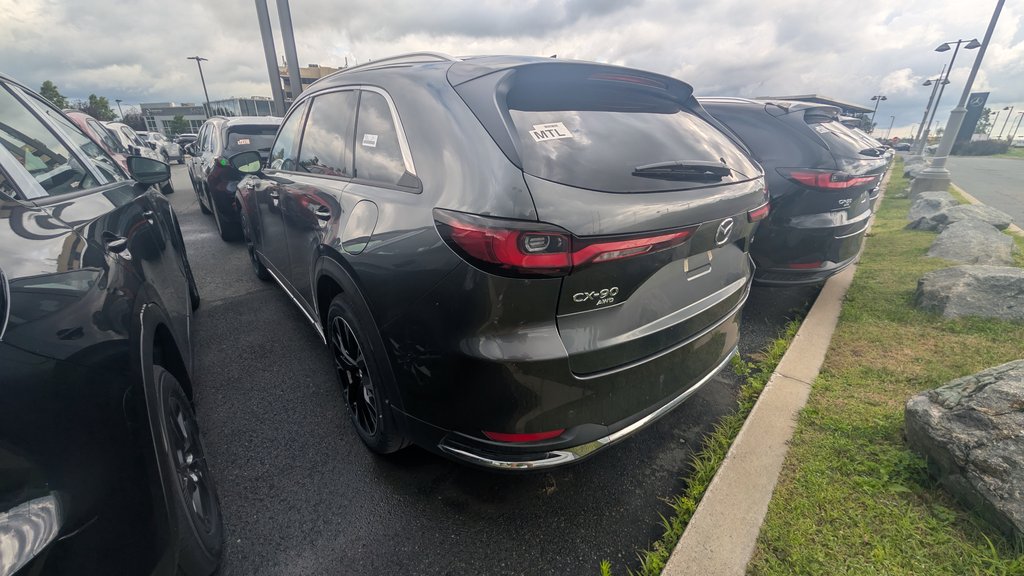 2026 Mazda CX-90 Plug-In Hybrid GT in Boucherville, Quebec - 3 - w1024h768px