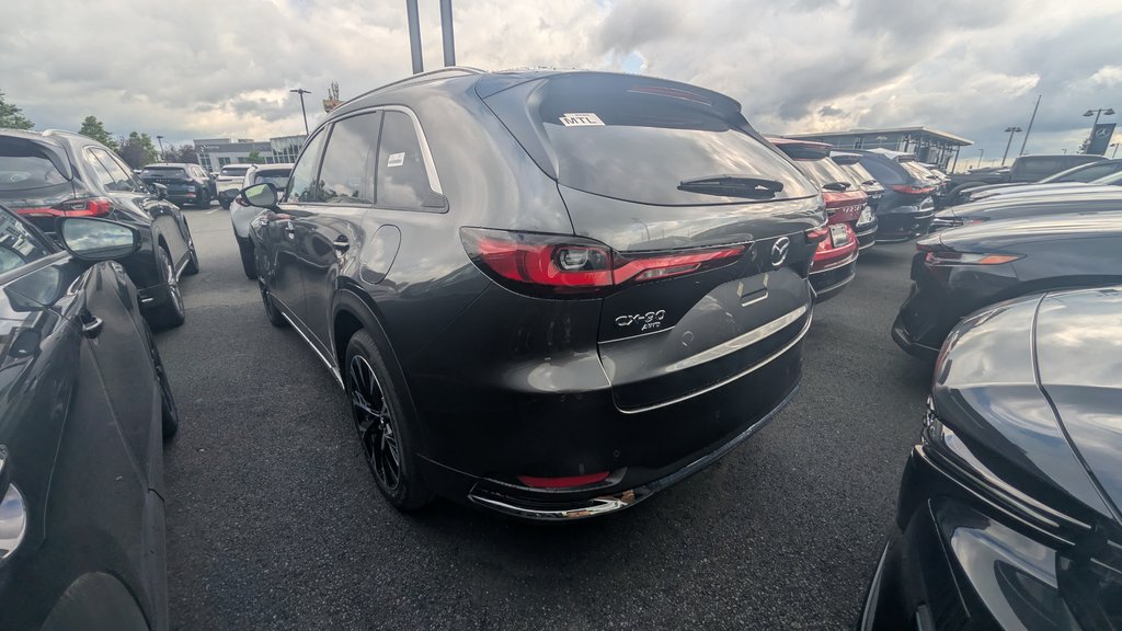 Mazda CX-90 Plug-In Hybrid GT 2026 à Boucherville, Québec - 3 - w1024h768px