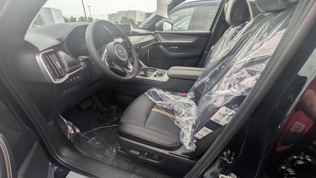 2026 Mazda CX-90 PHEV GT in Boucherville, Quebec - 2 - w1024h768px
