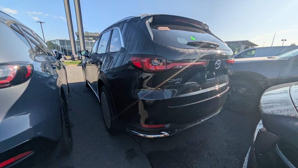 Mazda CX-90 Plug-In Hybrid GT 2026 à Boucherville, Québec - 3 - w1024h768px