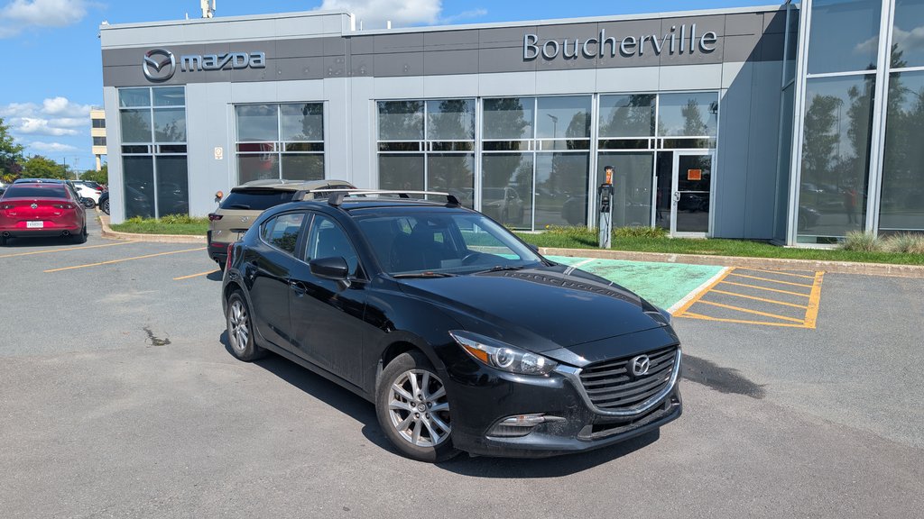 2018 Mazda Mazda3 Sport GS, AUCUN ACCIDENT, SIÈGES CHAUFFANTS in Boucherville, Quebec - 1 - w1024h768px