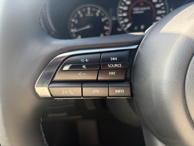 2025 Mazda Mazda3 Sport GS in Boucherville, Quebec - 18 - w1024h768px