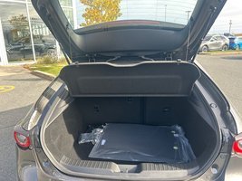 2025 Mazda Mazda3 Sport GS in Boucherville, Quebec - 13 - w1024h768px