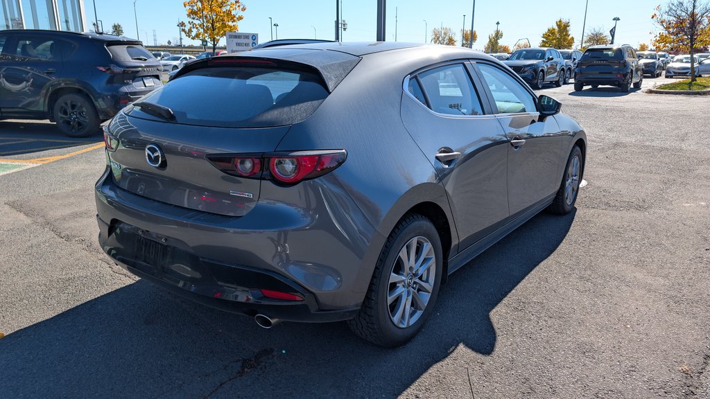 Mazda Mazda3 Sport GS, BAS KM, AUCUN ACCIDENT, GARANTIE 2025 à Boucherville, Québec - 9 - w1024h768px