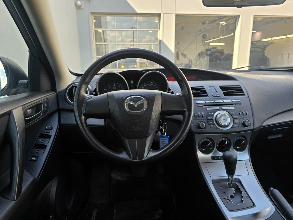 2010 Mazda Mazda3 GX /  1 SEUL PROPRIO / BAS KM in Boucherville, Quebec - 15 - w1024h768px