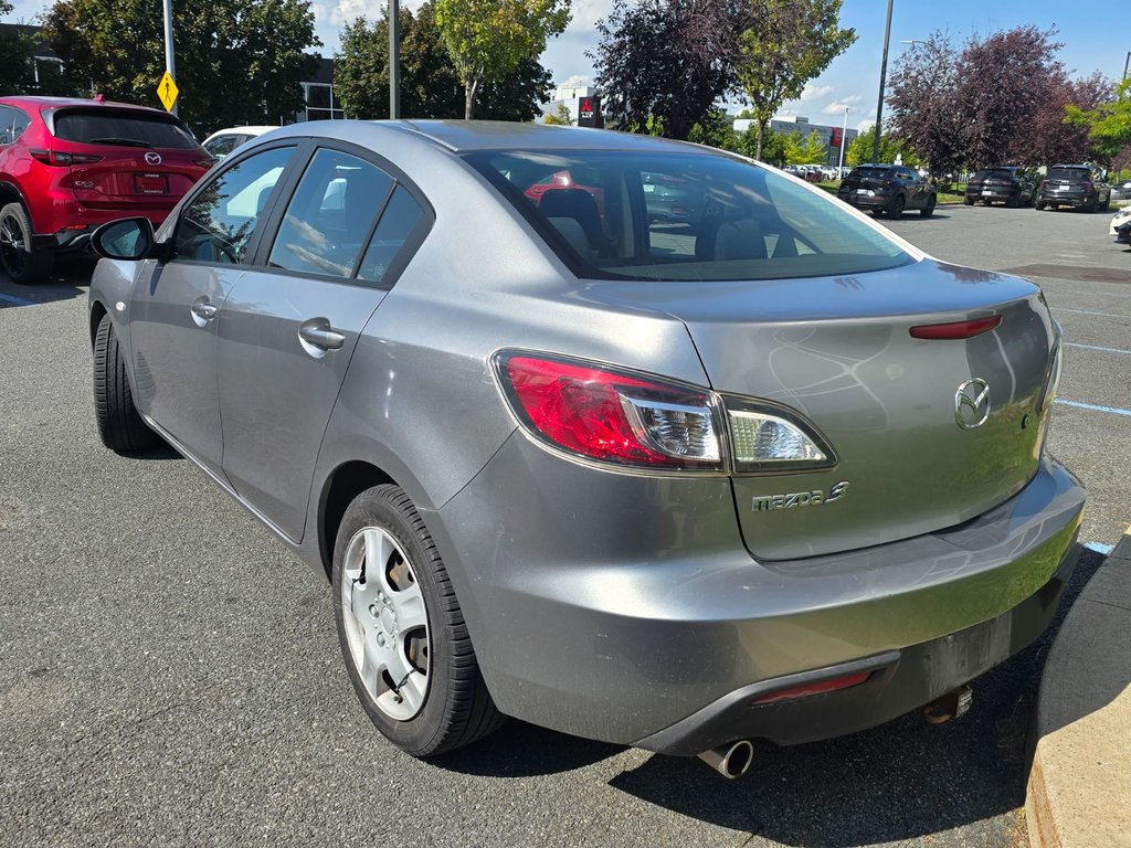 2010 Mazda Mazda3 GX /  1 SEUL PROPRIO / BAS KM in Boucherville, Quebec - 4 - w1024h768px