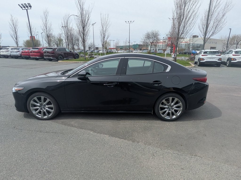 2023 Mazda Mazda3 GT JAMAIS ACCIDENTÉ GARANTIE 1 PROPRIO in Boucherville, Quebec - 7 - w1024h768px