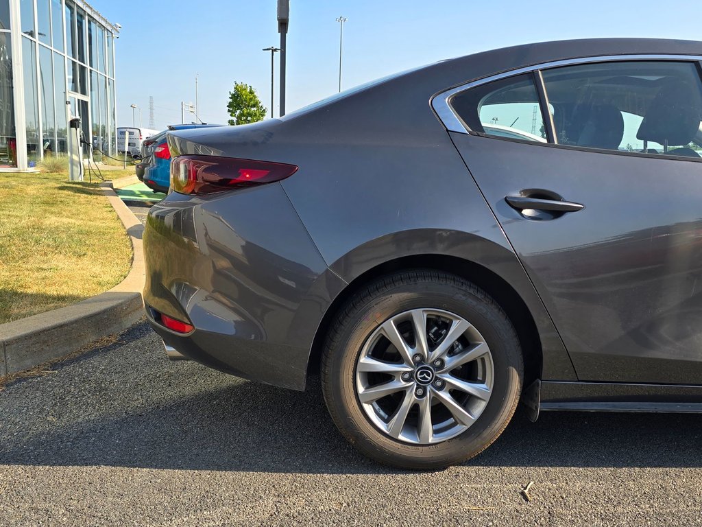 2025 Mazda Mazda3 GS COMFORT in Boucherville, Quebec - 10 - w1024h768px