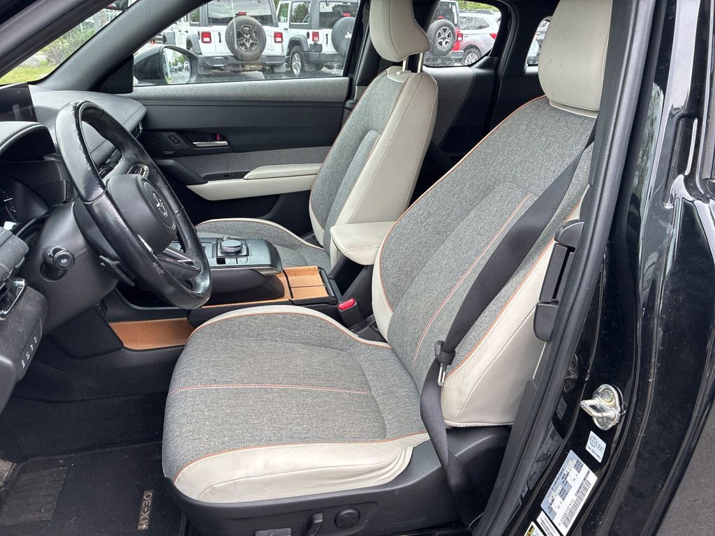 Mazda MX-30 EV GT, BAS KM, GARANTIE, 100% ÉLECTRIQUE 2022 à Boucherville, Québec - 3 - w1024h768px