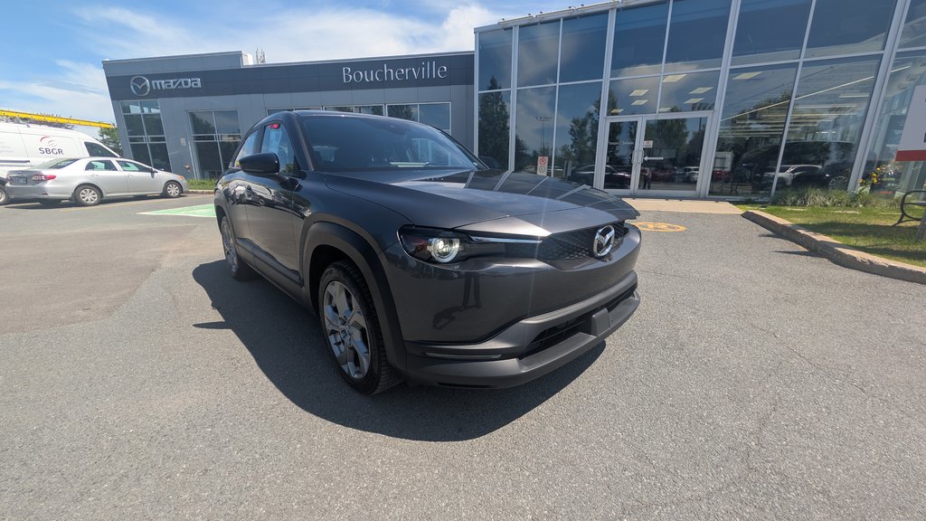 2022 Mazda MX-30 EV GS, BAS KM, AUCUN ACCIDENT in Boucherville, Quebec - 1 - w1024h768px