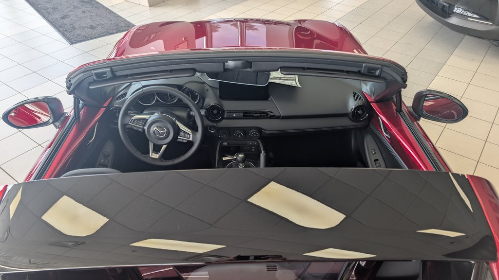 2026 Mazda MX-5 RF GS-P in Boucherville, Quebec - 4 - w1024h768px