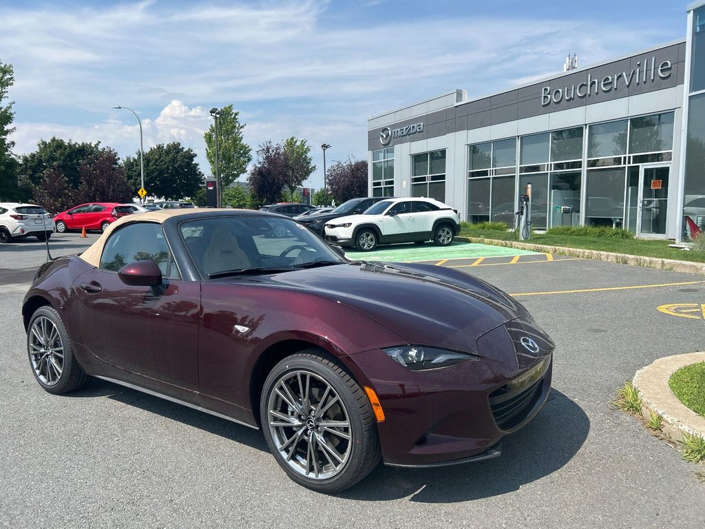 Mazda MX-5 35ie Anniversaire Edition 2025 à Boucherville, Québec - 5 - w1024h768px