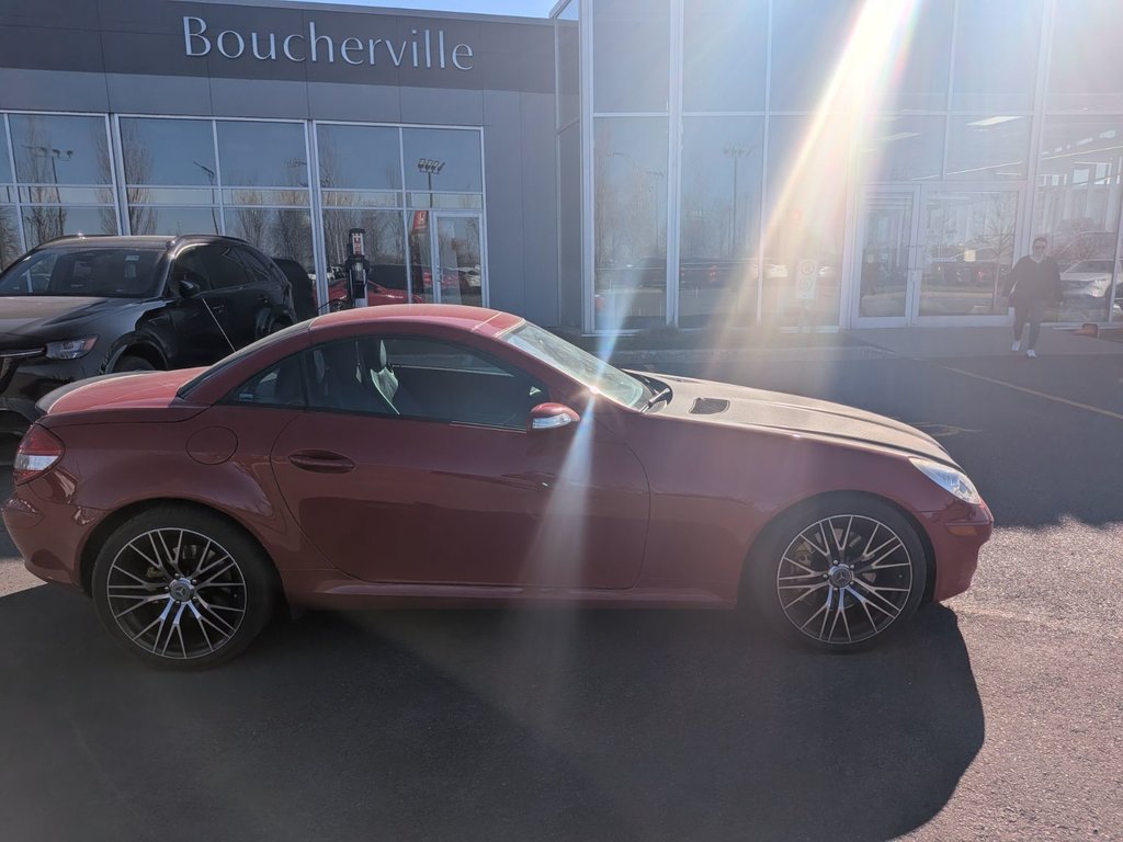 2005 Mercedes-Benz SLK-Class 3.5L CABRIOLET JAMAIS ACCIDENTE BAS KM in Boucherville, Quebec - 11 - w1024h768px