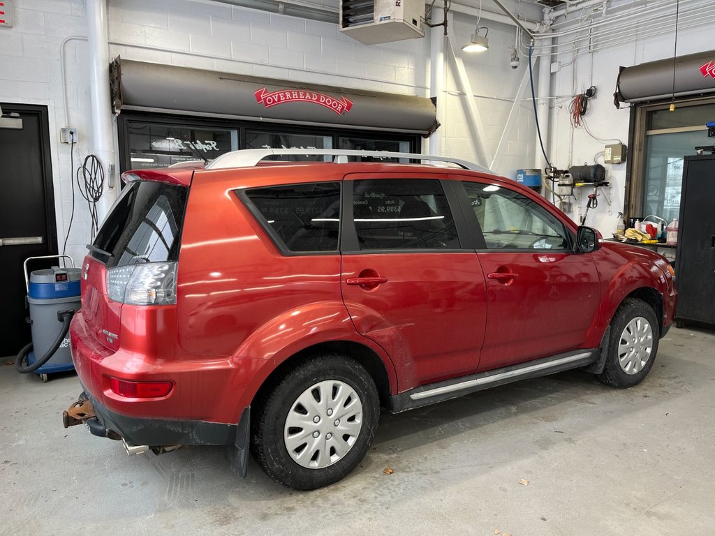 Mitsubishi Outlander AWD  1 PROPRIO TRES  BAS KM 2010 à Boucherville, Québec - 3 - w1024h768px
