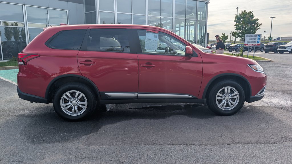 2018 Mitsubishi Outlander ES, 1 SEUL PROPRIÉTAIRE, AUCUN ACCIDENT in Boucherville, Quebec - 12 - w1024h768px
