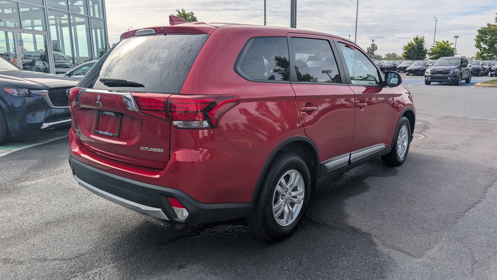 2018 Mitsubishi Outlander ES, 1 SEUL PROPRIÉTAIRE, AUCUN ACCIDENT in Boucherville, Quebec - 11 - w1024h768px