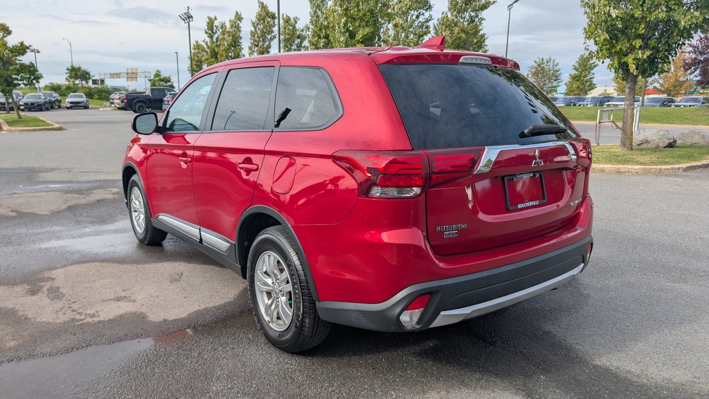 2018 Mitsubishi Outlander ES, 1 SEUL PROPRIÉTAIRE, AUCUN ACCIDENT in Boucherville, Quebec - 9 - w1024h768px