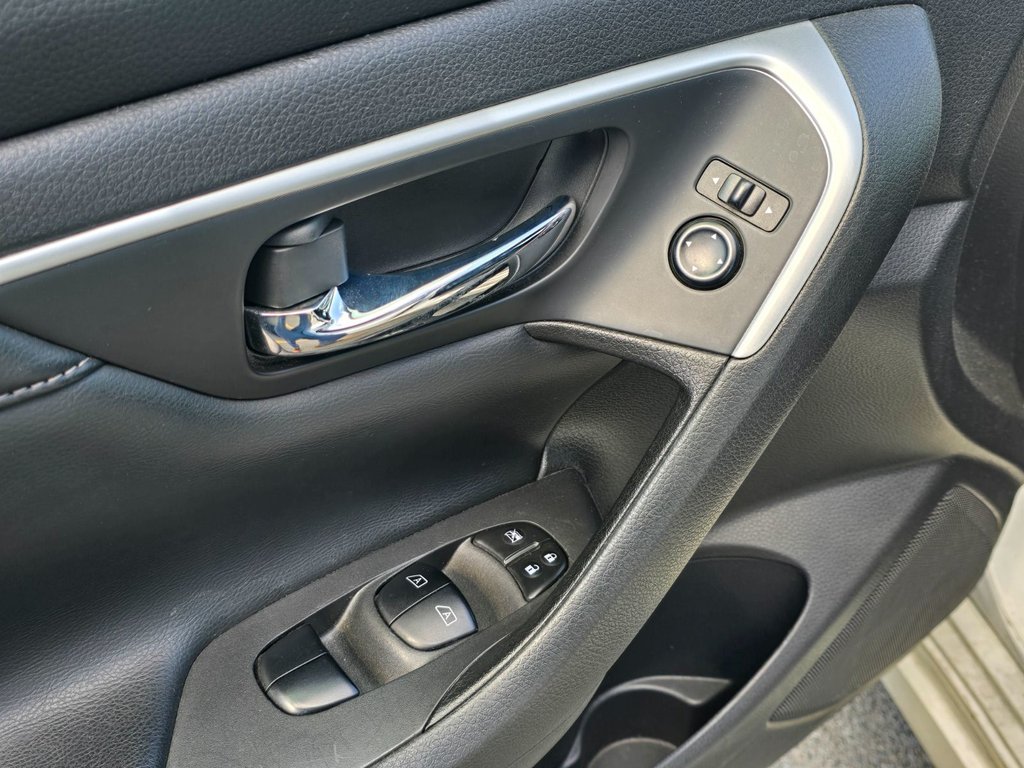 2016 Nissan Altima SL BAS KM CUIR TOIT OUVRANT in Boucherville, Quebec - 14 - w1024h768px