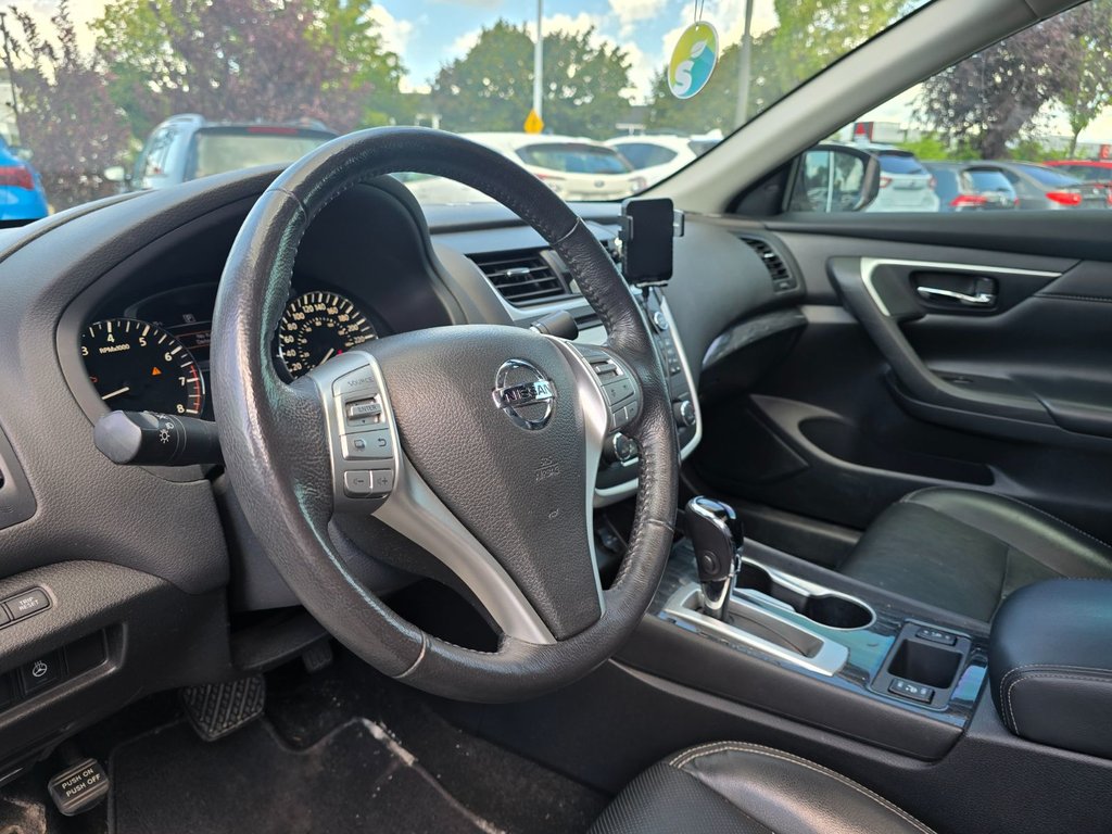 2016 Nissan Altima SL BAS KM CUIR TOIT OUVRANT in Boucherville, Quebec - 18 - w1024h768px