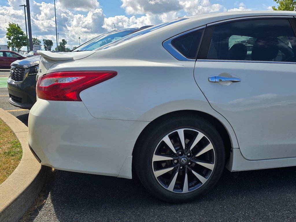 2016 Nissan Altima SL BAS KM CUIR TOIT OUVRANT in Boucherville, Quebec - 9 - w1024h768px