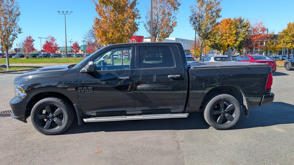 Ram 1500 Classic Express, CREW, 5.7L, TRÈS BAS KM 2020 à Boucherville, Québec - 3 - w1024h768px