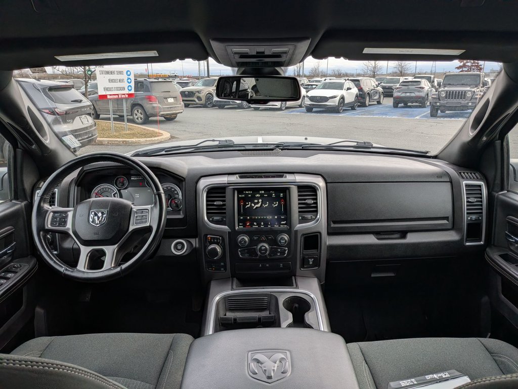 2021 Ram 1500 Classic Warlock, CREW CAB, NAV in Boucherville, Quebec - 15 - w1024h768px