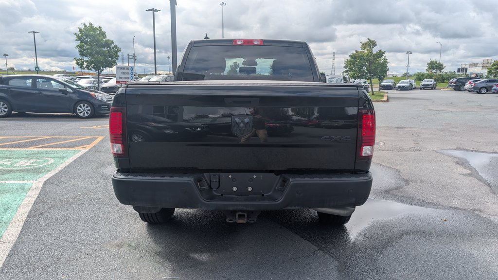 2021 Ram 1500 Classic Warlock, V6,CREW ENSEMBLE REMORQUAGE in Boucherville, Quebec - 10 - w1024h768px