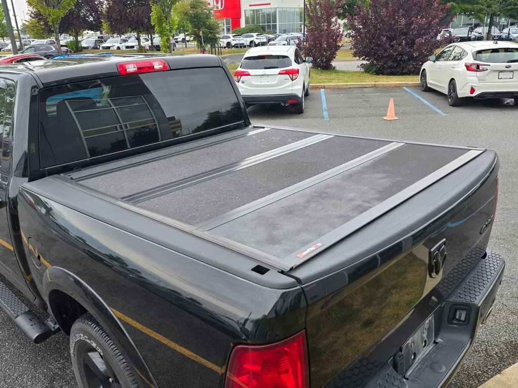 Ram 1500 Classic SLT, CREW CAB,3.6L,NAV PLAN OR, 2022 à Boucherville, Québec - 10 - w1024h768px