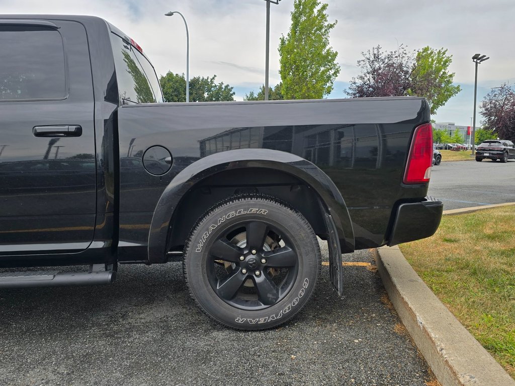 Ram 1500 Classic SLT, CREW CAB,3.6L,NAV PLAN OR, 2022 à Boucherville, Québec - 8 - w1024h768px
