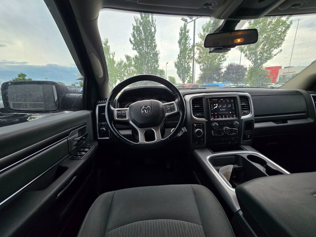 Ram 1500 Classic SLT, CREW CAB,3.6L,NAV PLAN OR, 2022 à Boucherville, Québec - 26 - w1024h768px