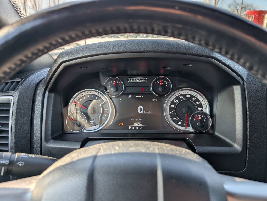 Ram 1500 Classic Warlock, V6, GARANTIE PLAN OR 2022 à Boucherville, Québec - 14 - w1024h768px