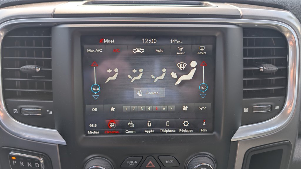 Ram 1500 Classic SLT, CREW, HÉMI, 35000KM !! GARANTIE 2022 à Boucherville, Québec - 24 - w1024h768px