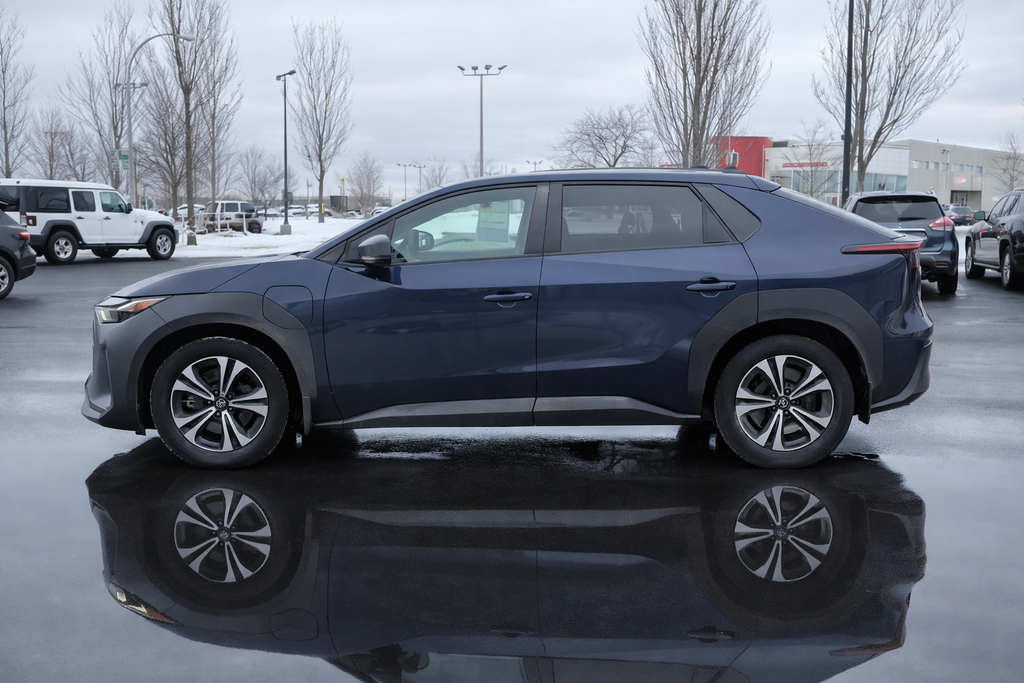 Toyota bZ4X L 1 PROPRIO BAS KM GARANTIE 2023 à Boucherville, Québec - 7 - w1024h768px